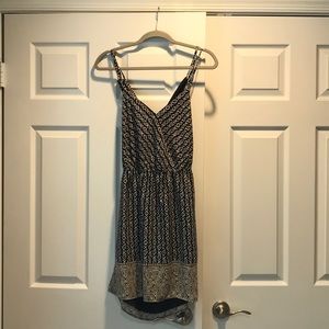 Forever 21 Open back summer dress
